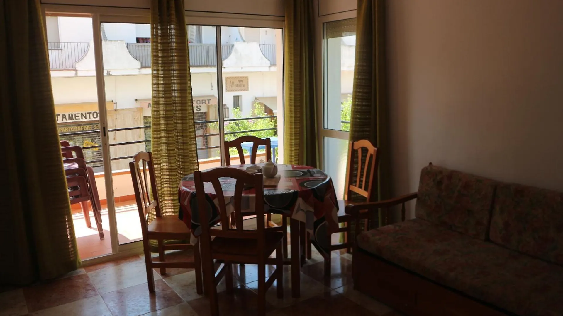 Acogedor Apartamento En L'Estartit Spanyolország